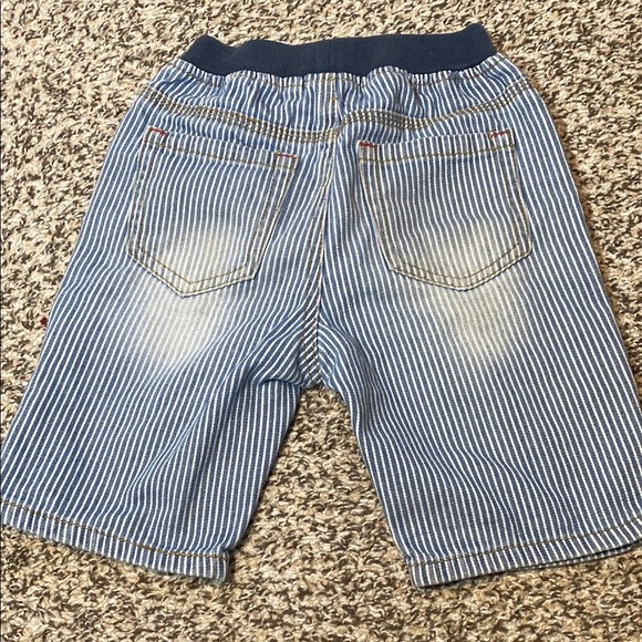 Hush Puppies Blue and White Striped Shorts Casual Summer Wear - Picture 5 of 6
